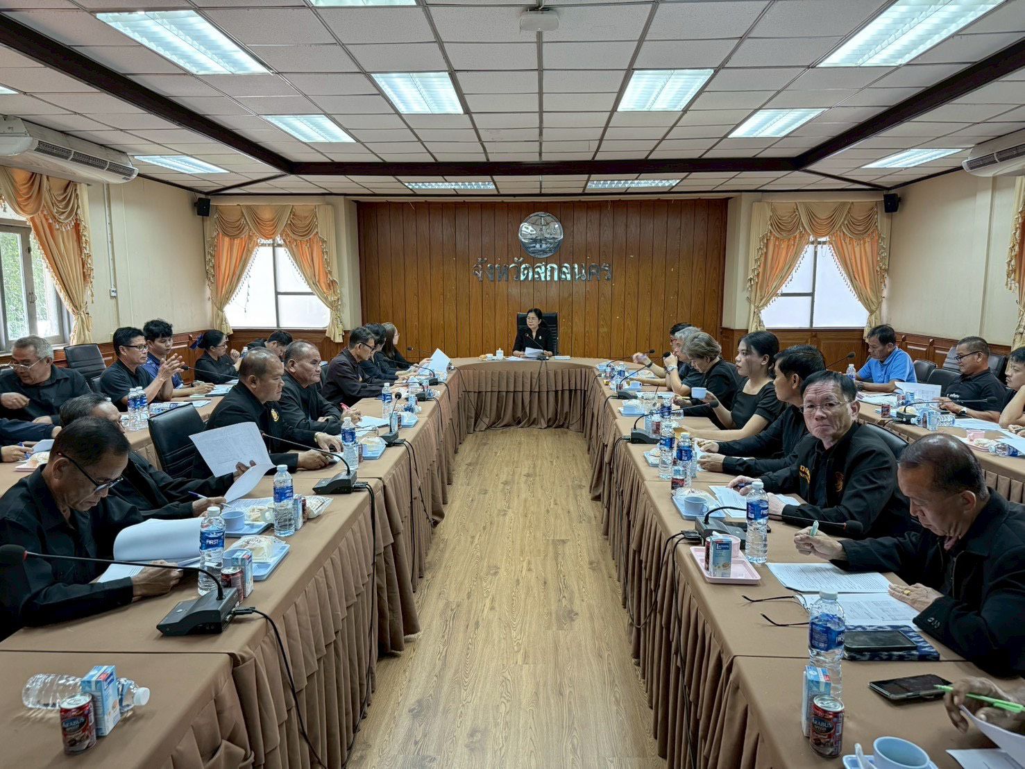 สพอ.วานรนิวาส: ร่วมประชุมการดำเนินงานกองทุนแม่ของแผ่นดินจังหวัดสกลนคร ประจำปีงบประมาณ พ.ศ. 2569