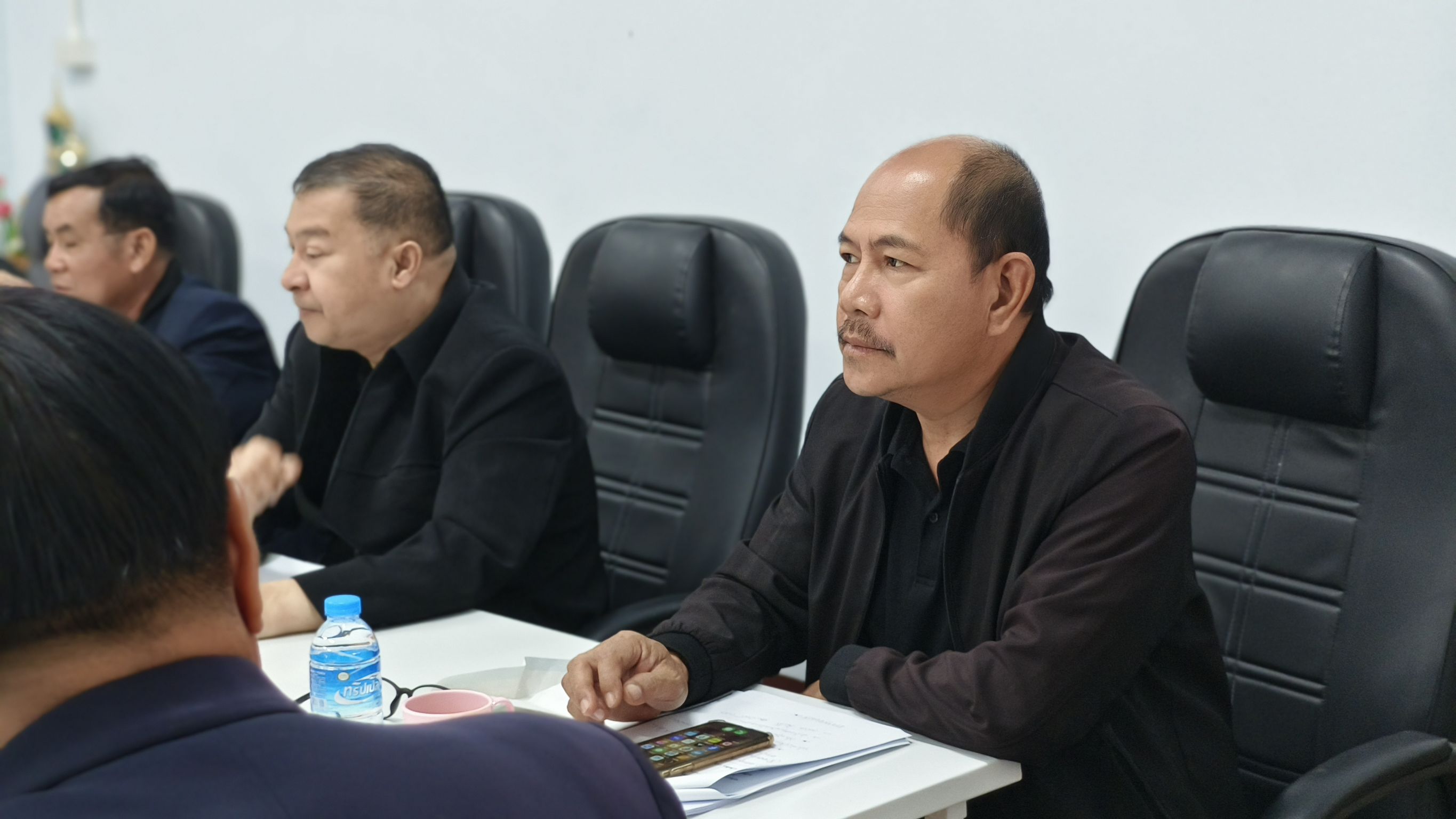 สพอ.วานรนิวาส : ร่วมประชุมประจำเดือนกองทุนหมู่บ้านและชุมชนเมือง