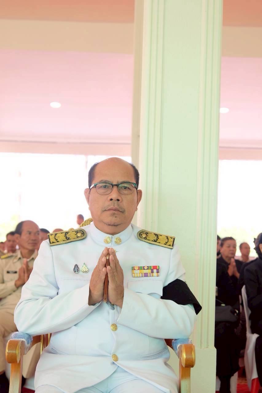 พช.วานรนิวาส จ.สกลนคร : ร่วมพิธีบำเพ็ญกุศลครบ 100 วัน (สตมวาร) สมเด็จพระนางเจ้าสิริกิติ์ พระบรมราชชนนีพันปีหลวง